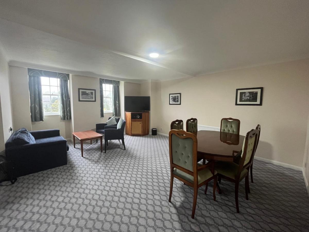 Avisford Park Hotel 阿伦德尔 外观 照片