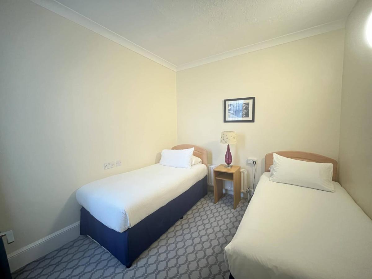 Avisford Park Hotel 阿伦德尔 外观 照片