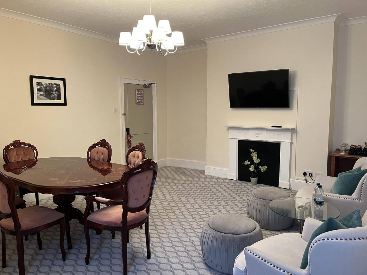 Avisford Park Hotel 阿伦德尔 外观 照片